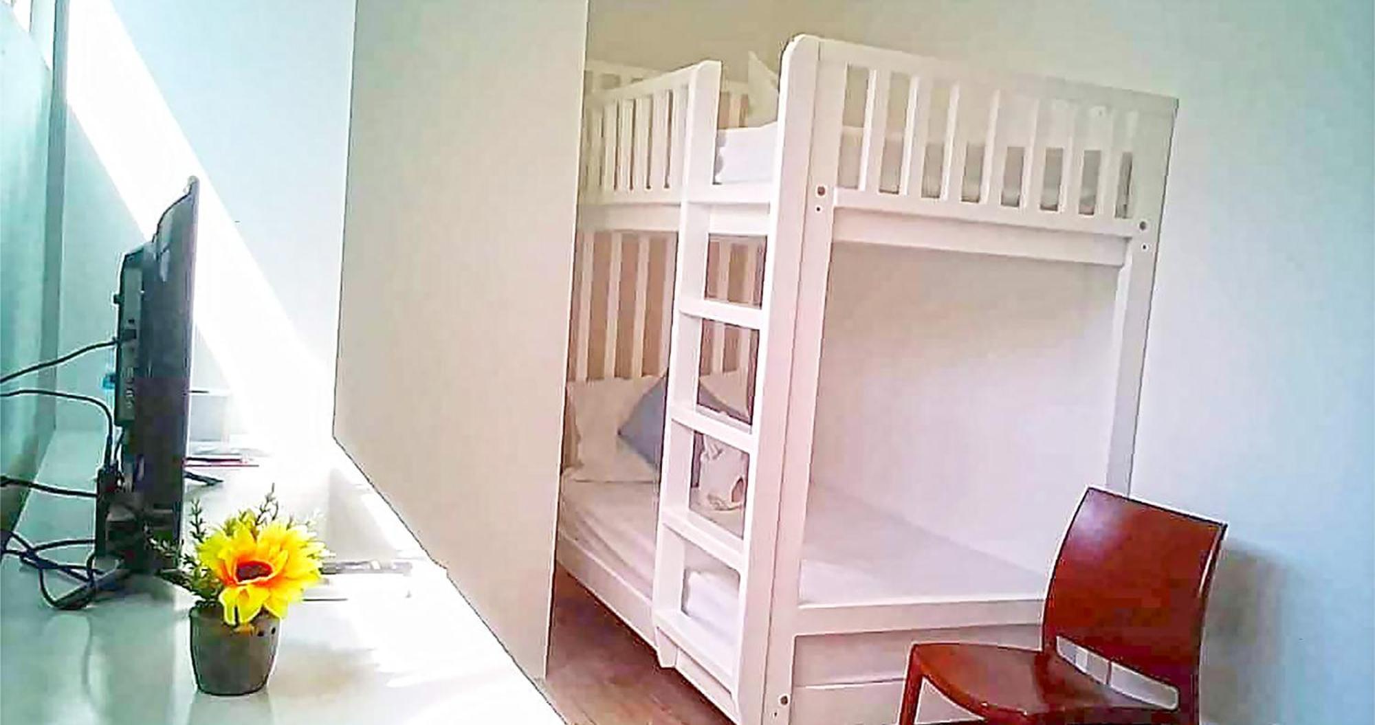 Casa Almarenzo Bed & Breakfast Bolinao Екстер'єр фото
