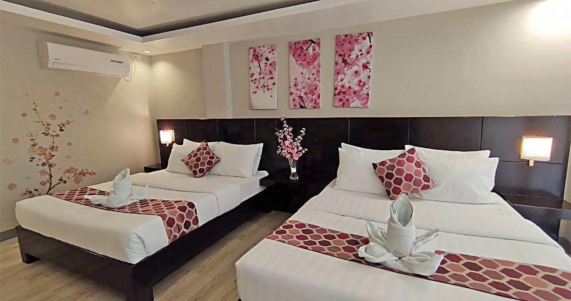 Casa Almarenzo Bed & Breakfast Bolinao Екстер'єр фото