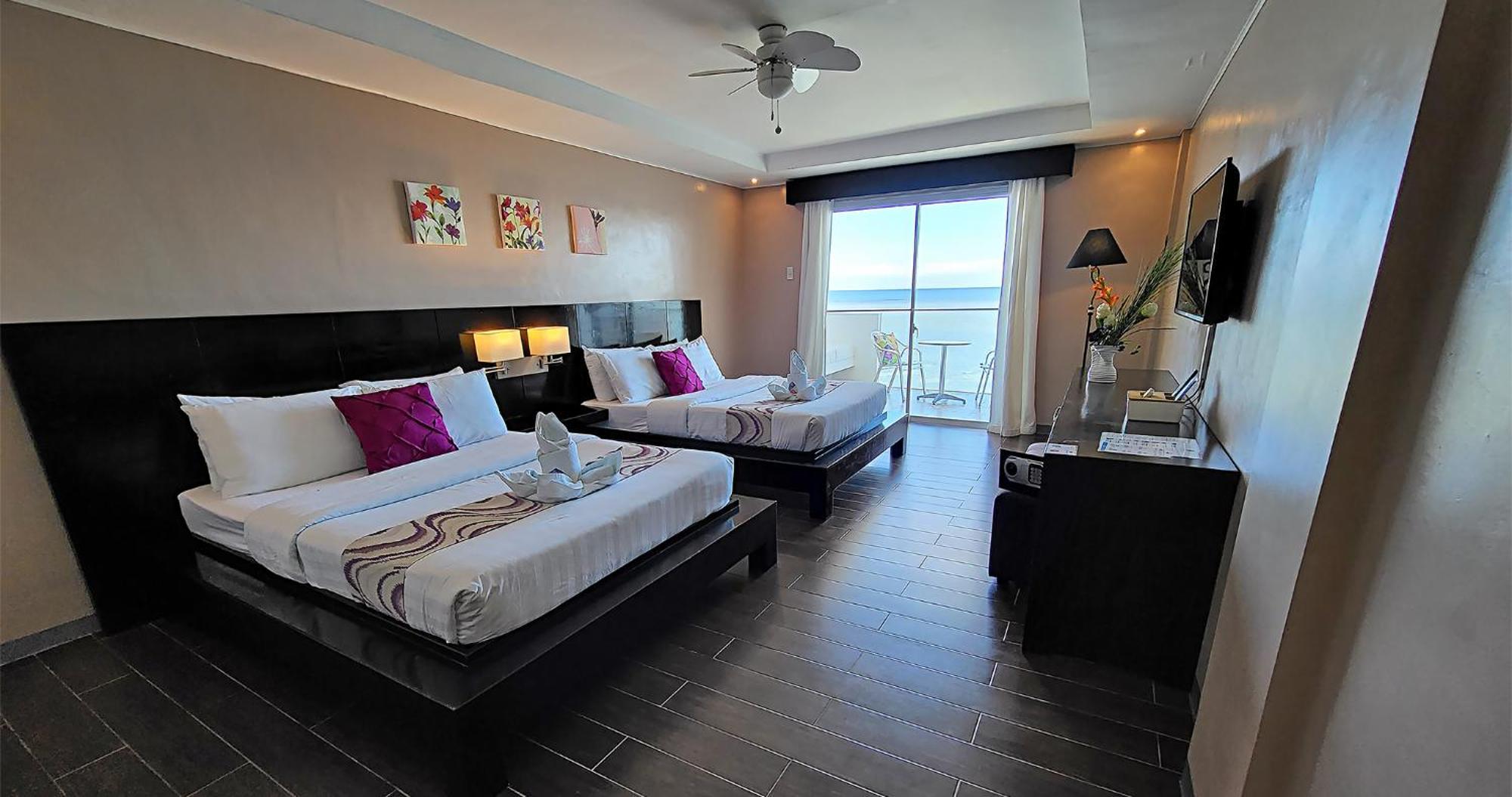 Casa Almarenzo Bed & Breakfast Bolinao Екстер'єр фото